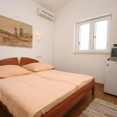 And With Parking Space Baska Voda, Makarska - 6704 招待所 巴什卡沃达